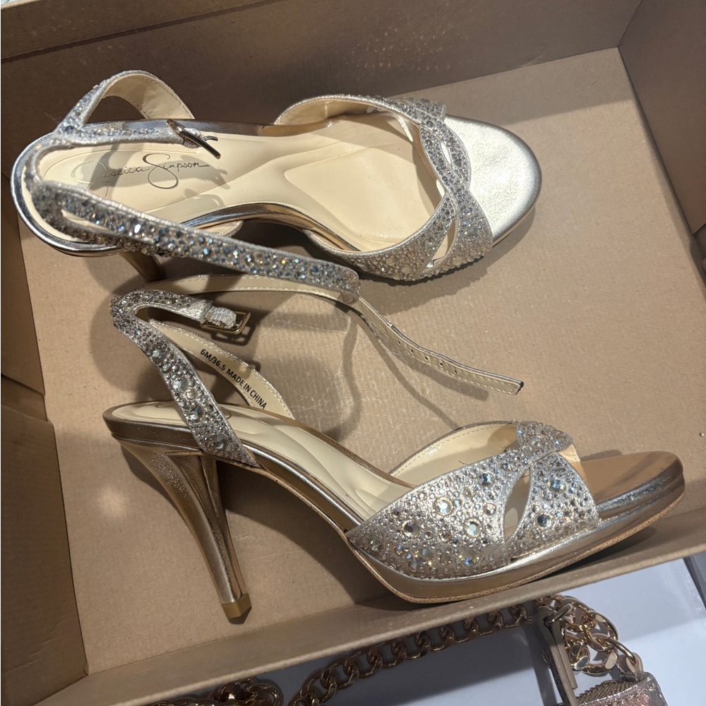 Elegant 6 Gold champagne jessica Simpson Strappy Heels jarilyn3 shimmer sand - Picture 3 of 9